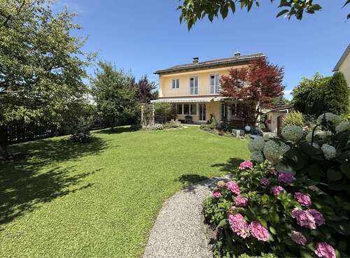 Foto - Haus zum Kaufen in Rosenheim 1.020.000,00 € 135 m²