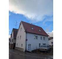 Haus zum Kaufen in Münsingen-Trailfingen 129.900,00 € 100 m²