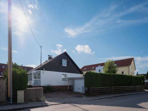 Foto - Haus zum Kaufen in Hallbergmoos 695.000,00 € 115 m²