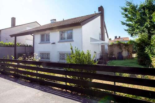 Foto - Haus zum Kaufen in Dietzenbach 690.000,00 € 136 m²