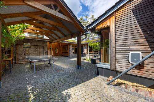Foto - Haus zum Kaufen in Neuss 745.000,00 € 200 m²