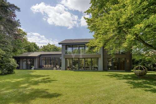 Foto - Haus zum Kaufen in Geilenkirchen 1.395.000,00 € 385 m²