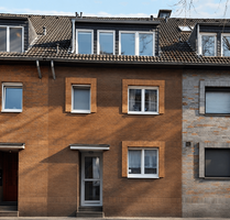 Haus zum Kaufen in Köln 985.000,00 € 244 m²