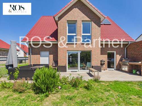 Foto - Haus zum Kaufen in Sehnde 599.000,00 € 170 m²