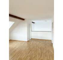 Wohnung zum Mieten in Hohenstein-Ernstthal 440,00 € 81 m²