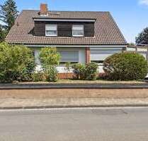 Haus zum Kaufen in Obertshausen 1.265.000,00 € 240 m²