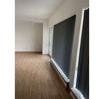 Büro in Siegen 200,00 € 60 m² - 200,00 EUR Kaltmiete, ca.  60,00 m² in Siegen (PLZ: 57074)