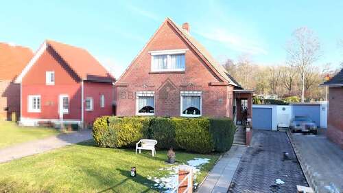 Foto - Haus zum Kaufen in Hinte Suurhusen 149.000,00 € 110 m²