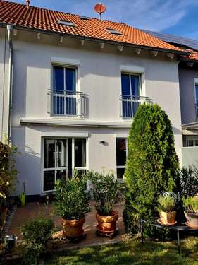 Foto - Haus zum Kaufen in Obertraubling 500.000,00 € 150 m²