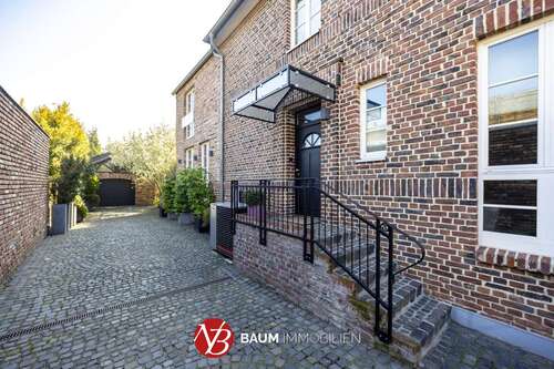 Foto - Haus zum Kaufen in Meerbusch 1.890.000,00 € 254 m²