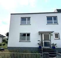 Haus zum Kaufen in Hochheim 699.000,00 € 214 m²