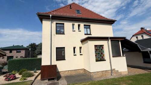 Foto - Haus zum Kaufen in Werdau 216.600,00 € 160 m²