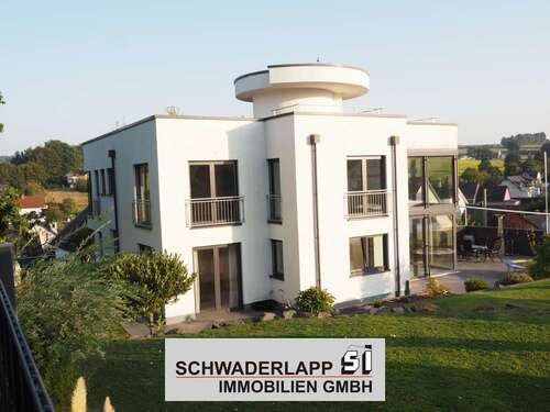 Foto - Haus zum Kaufen in Niederelbert 995.000,00 € 332.88 m²