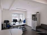 Büro in Stuttgart-Mitte 762,97 € 24.39 m²