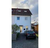 Haus zum Kaufen in Rosbach-Rodheim 490.000,00 € 109 m²