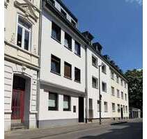 Haus zum Kaufen in Köln 749.000,00 € 206.74 m²