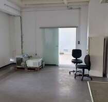 Büro in Nürnberg 400,00 € 4 m² - 400,00&nbsp;EUR Kaltmiete, ca.&nbsp; 4,00&nbsp;m&sup2; in Nürnberg (PLZ: 90441)