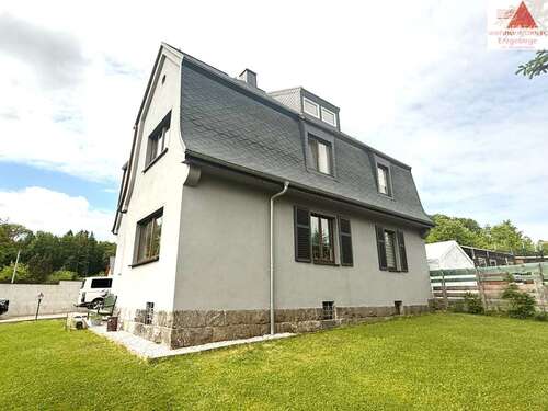 Foto - Haus zum Kaufen in Lößnitz 359.000,00 € 245 m²