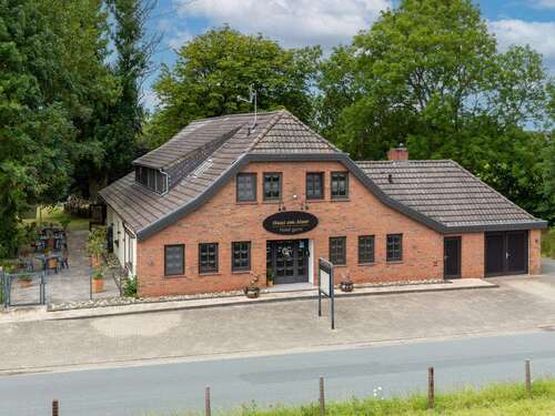 Foto - Haus zum Kaufen in Burhave 389.000,00 € 390 m²
