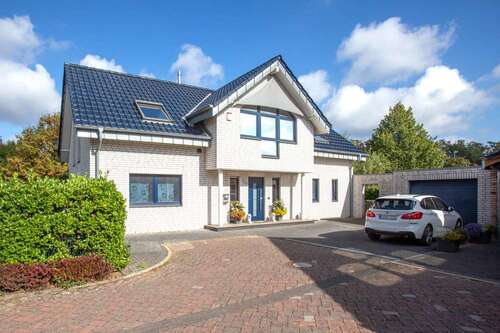 Foto - Haus zum Kaufen in Wegberg 695.000,00 € 196 m²