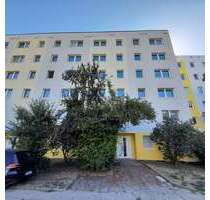 Wohnung zum Mieten in Halle 480,00 € 56.8 m²