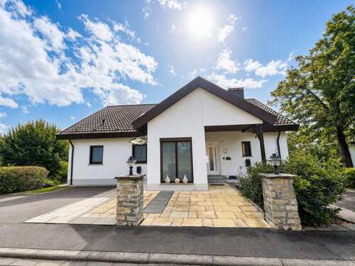 Foto - Haus zum Kaufen in Wiesentheid 749.990,00 € 408 m²