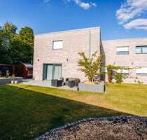 Haus zum Kaufen in Löhnberg 1.399.000,00 € 340 m²