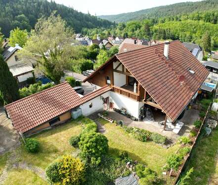 Foto - Haus zum Kaufen in Unterreichenbach Dennjächt 649.000,00 € 391 m²