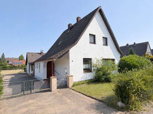 Foto - Haus zum Kaufen in Hohnstorf (Elbe) 159.000,00 € 90 m²