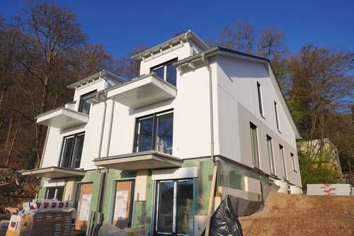 Foto - Haus zum Mieten in Kelkheim 2.750,00 € 168.69 m²