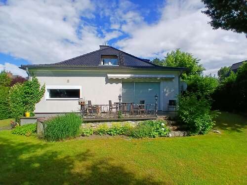 Foto - Haus zum Mieten in Möser 1.600,00 € 157 m²