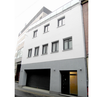 Haus zum Kaufen in Neuss 1.290.000,00 € 328 m²