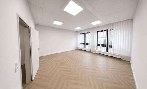 Foto - Büro in Hamburg 899,00 € 38 m² - 899,00&nbsp;EUR Kaltmiete, ca.&nbsp; 38,00&nbsp;m&sup2;