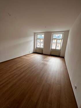 Foto - Wohnung zum Mieten in Dresden 276,00 € 29 m²