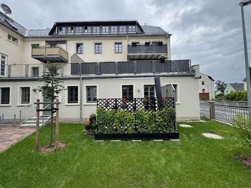 Foto - Wohnung zum Mieten in Großröhrsdorf 893,00 € 93.4 m²