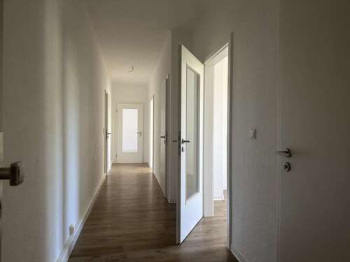 Foto - Wohnung zum Mieten in Plauen 372,90 € 69.7 m²