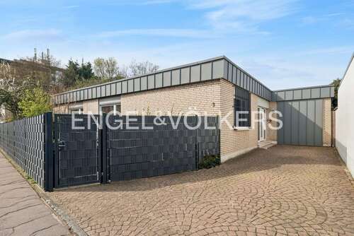 Foto - Haus zum Kaufen in Köln 720.000,00 € 215 m²