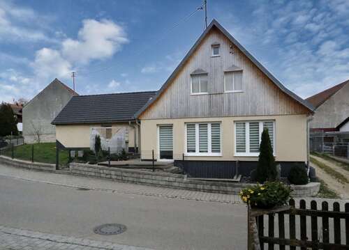 Foto - Haus zum Kaufen in Daiting 330.000,00 € 170 m²