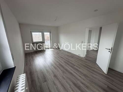 Foto - Wohnung zum Mieten in Limburgerhof 880,00 € 79 m²