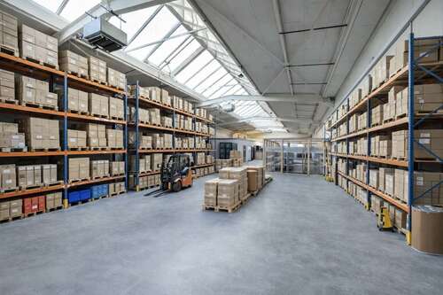 Foto - Halle in Singen (Hohentwiel) 7.260,00 € 1452 m²