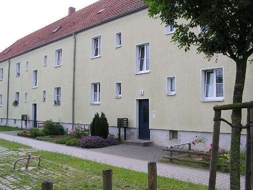 Foto - Wohnung zum Mieten in Brandenburg an der Havel 357,77 € 42.09 m²