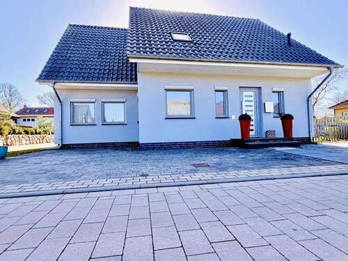 Foto - Haus zum Kaufen in Wustrow 960.000,00 € 136 m²