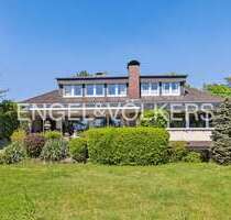 Haus zum Kaufen in Bergisch Gladbach - Bensberg 1.045.000,00 € 261 m²