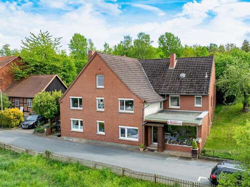 Foto - Haus zum Kaufen in Rinteln 319.000,00 € 230.8 m²