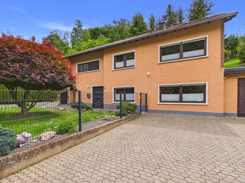 Foto - Haus zum Kaufen in Heimbach 379.000,00 € 170 m²