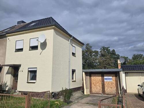 Foto - Haus zum Kaufen in Sandersdorf 80.000,00 € 85 m²