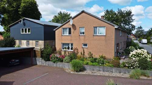 Foto - Haus zum Kaufen in Schwabstedt 348.000,00 € 250 m²