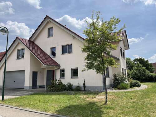 Foto - Haus zum Kaufen in Neuler 860.000,00 € 261.92 m²