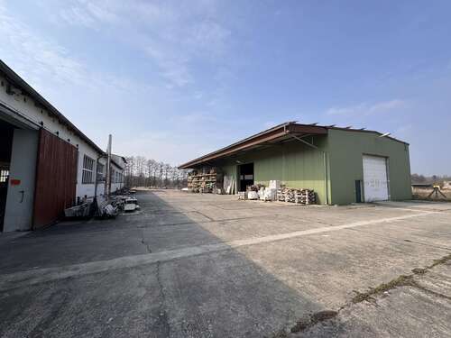 Foto - Halle in Hoppenwalde 495.000,00 € 1200 m²