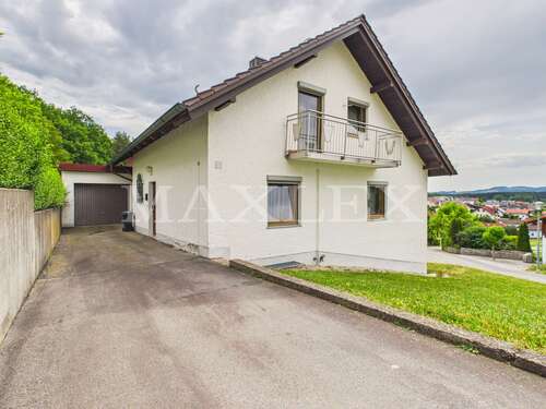 Foto - Haus zum Kaufen in Eging am See 265.000,00 € 192.5 m²